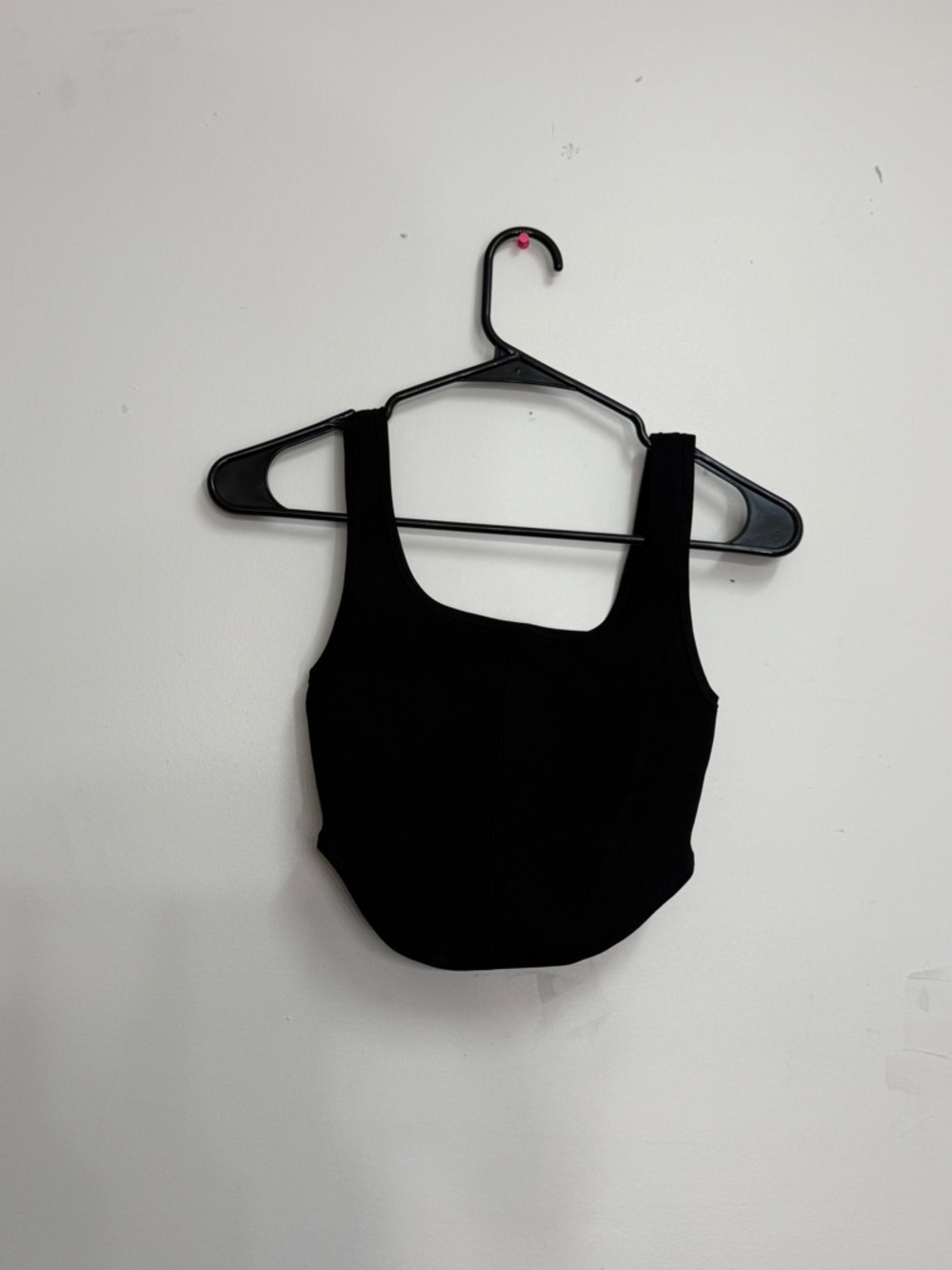 Aritzia babaton black tank top